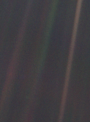300px-Pale_Blue_Dot